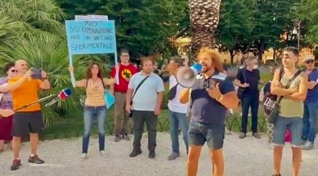 24-07-2021 - Ancona, manifestazione contro il lasciapassare